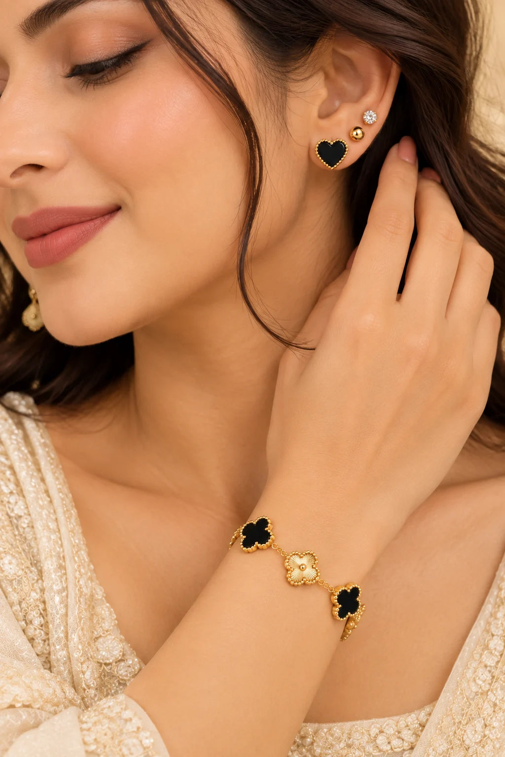 Anti-Tarnish Gold Plated Black & Gold Clover Charm Bracelet with Earrings