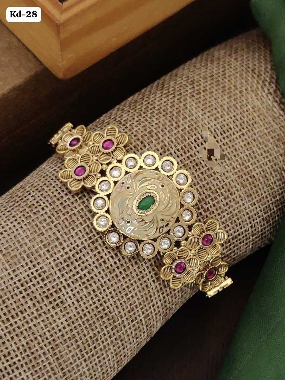 Adjustable Kada with Green Stone & White Enamel