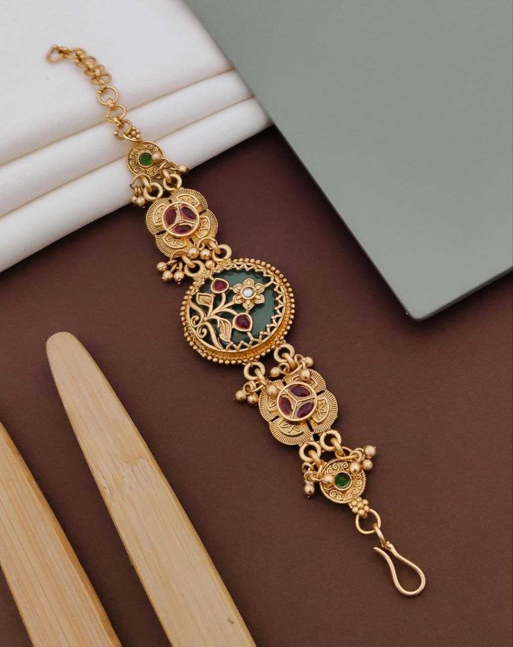 Antique Bracelet with Green Circular Centrepiece