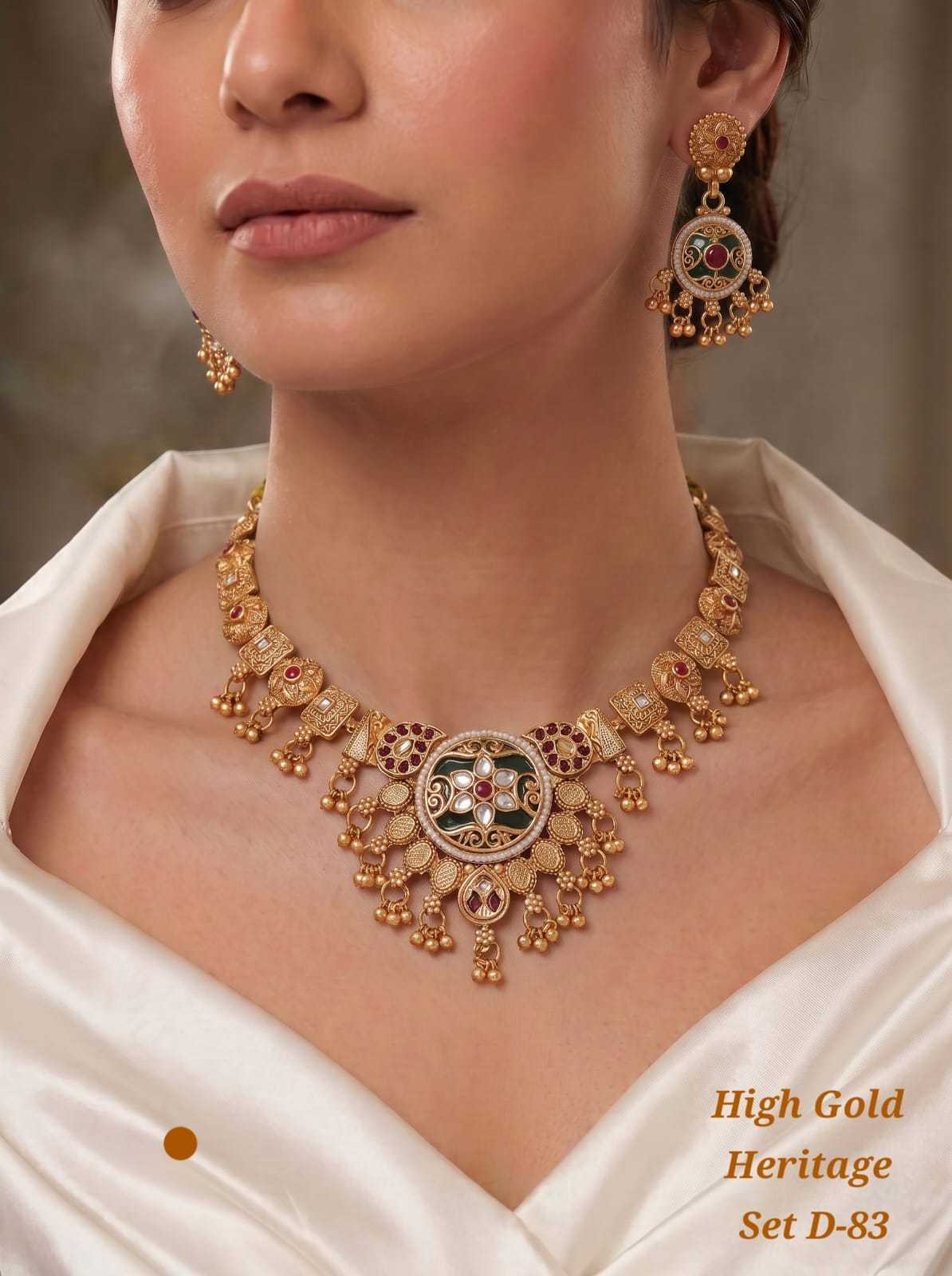 Antique Pendant Set with Meenakari & Kundan