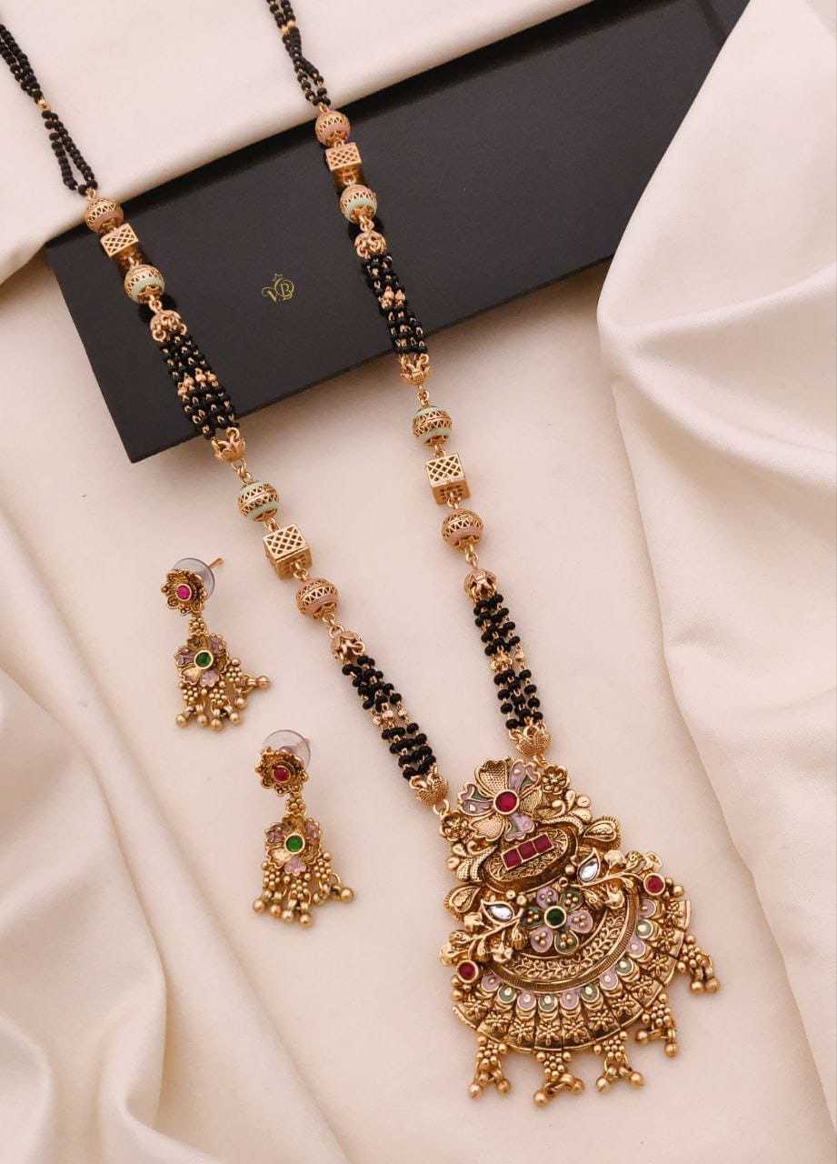 Antique Rajwadi Mangalsutra with Enamel Accents