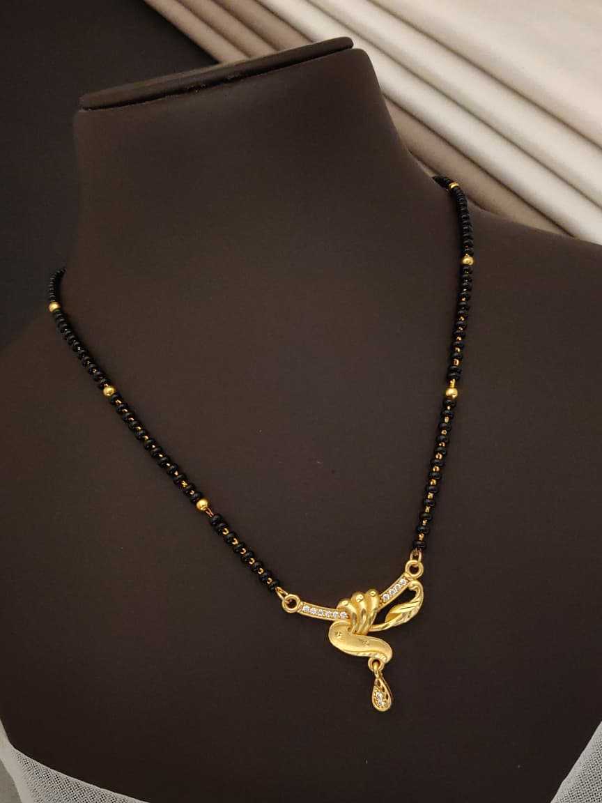 Asymmetric Geometric Mangalsutra with Teardrop Drop