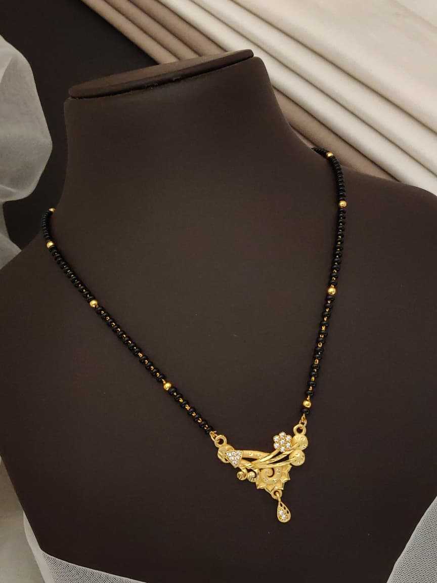 Asymmetric Geometric Mangalsutra with Teardrop Drop