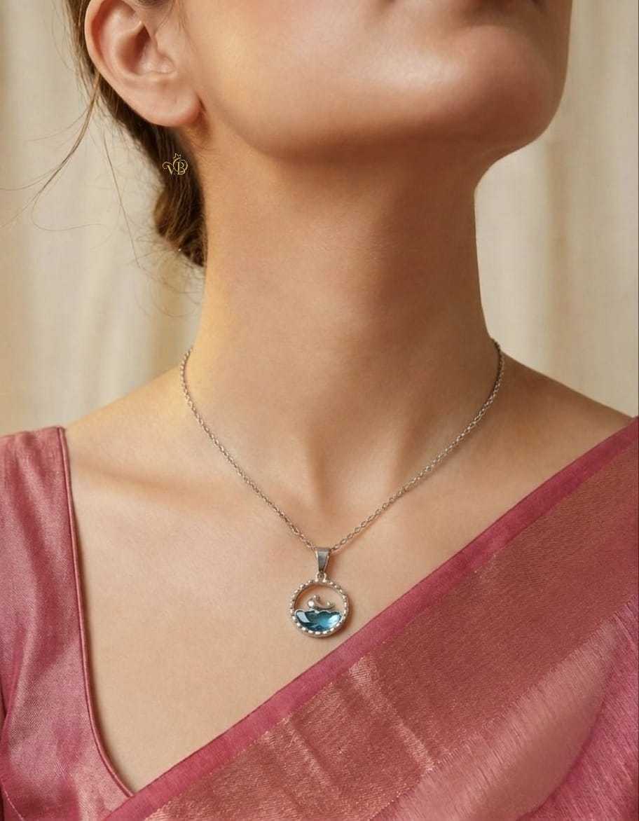 Blue Stone Circle Pendant in Silver Tone