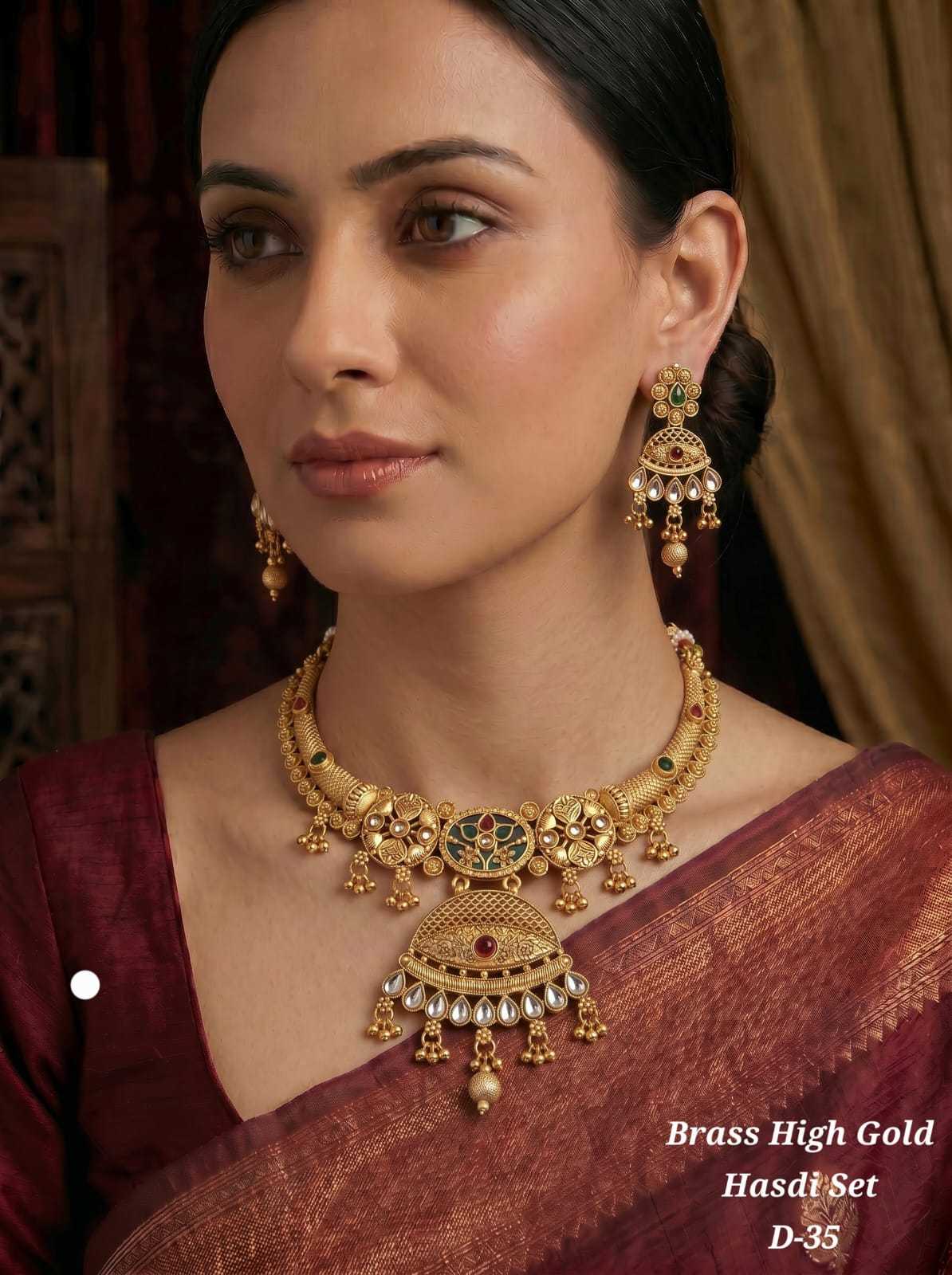 Brass High Gold Hasdi Collar Set
