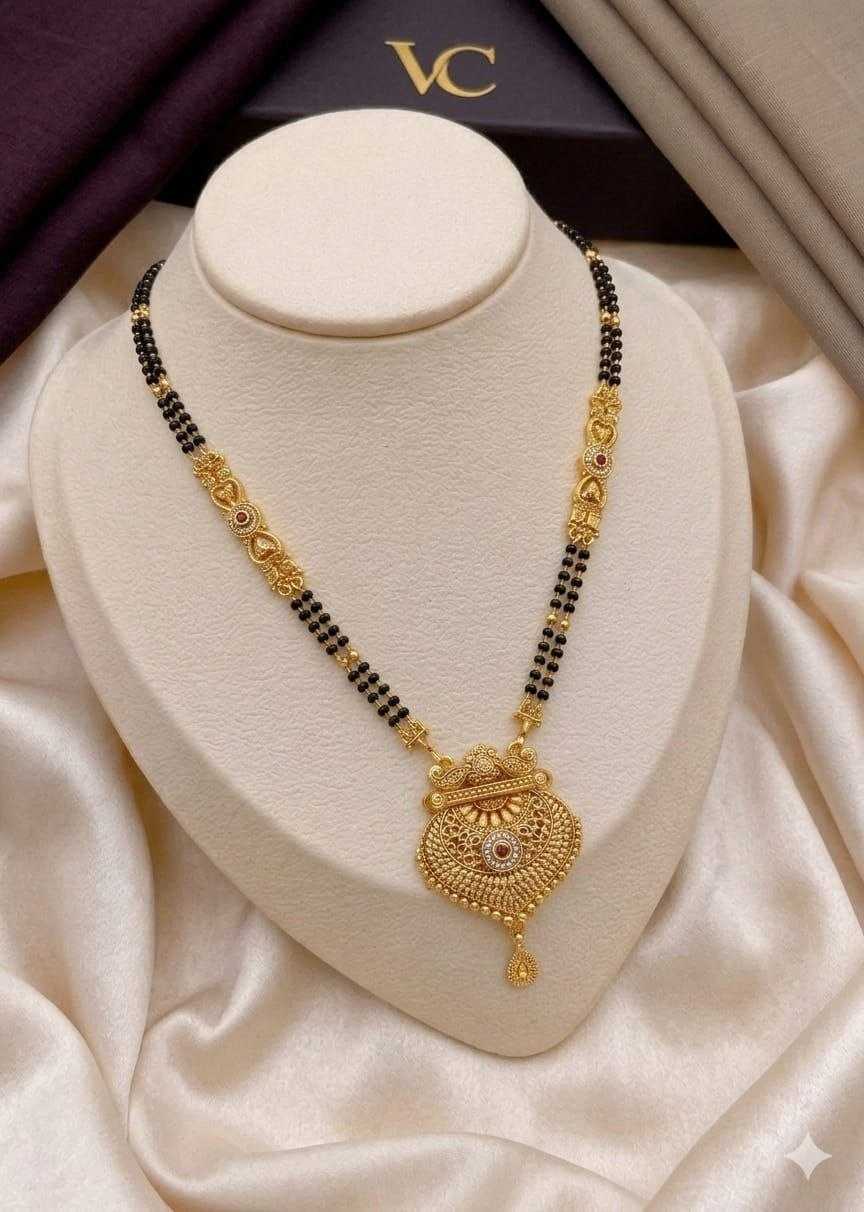 Carved Pendant Mangalsutra on Double Chain