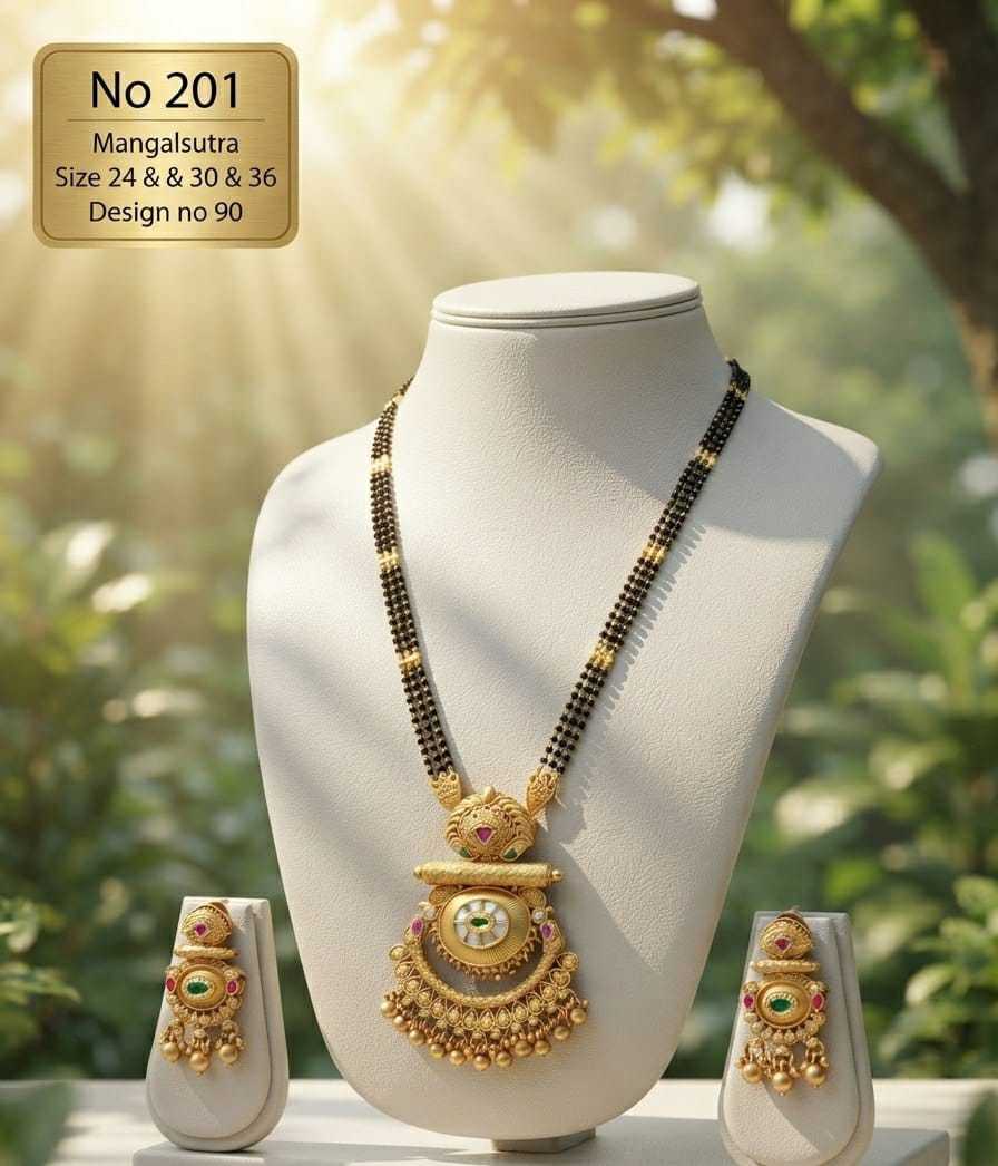 Chand Pendant Mangalsutra with Oval Kundan Centre and Earrings