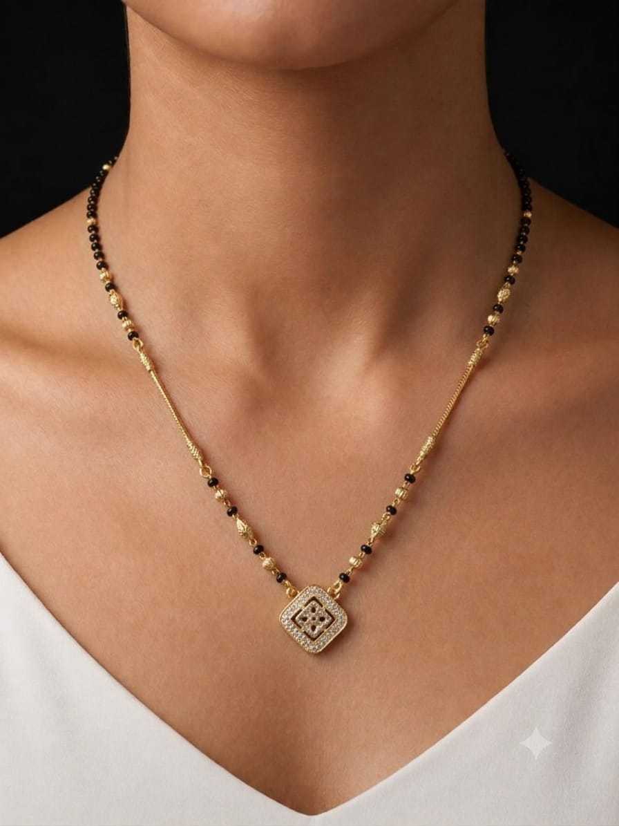 Circular Leaf Mangalsutra in High Gold