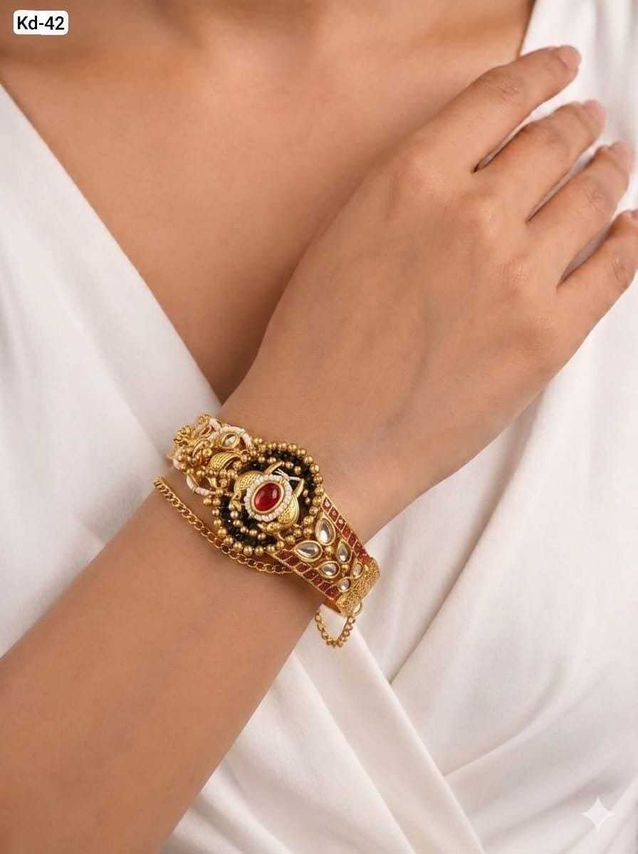 Circular Motif Designer Kada with Small Pearls