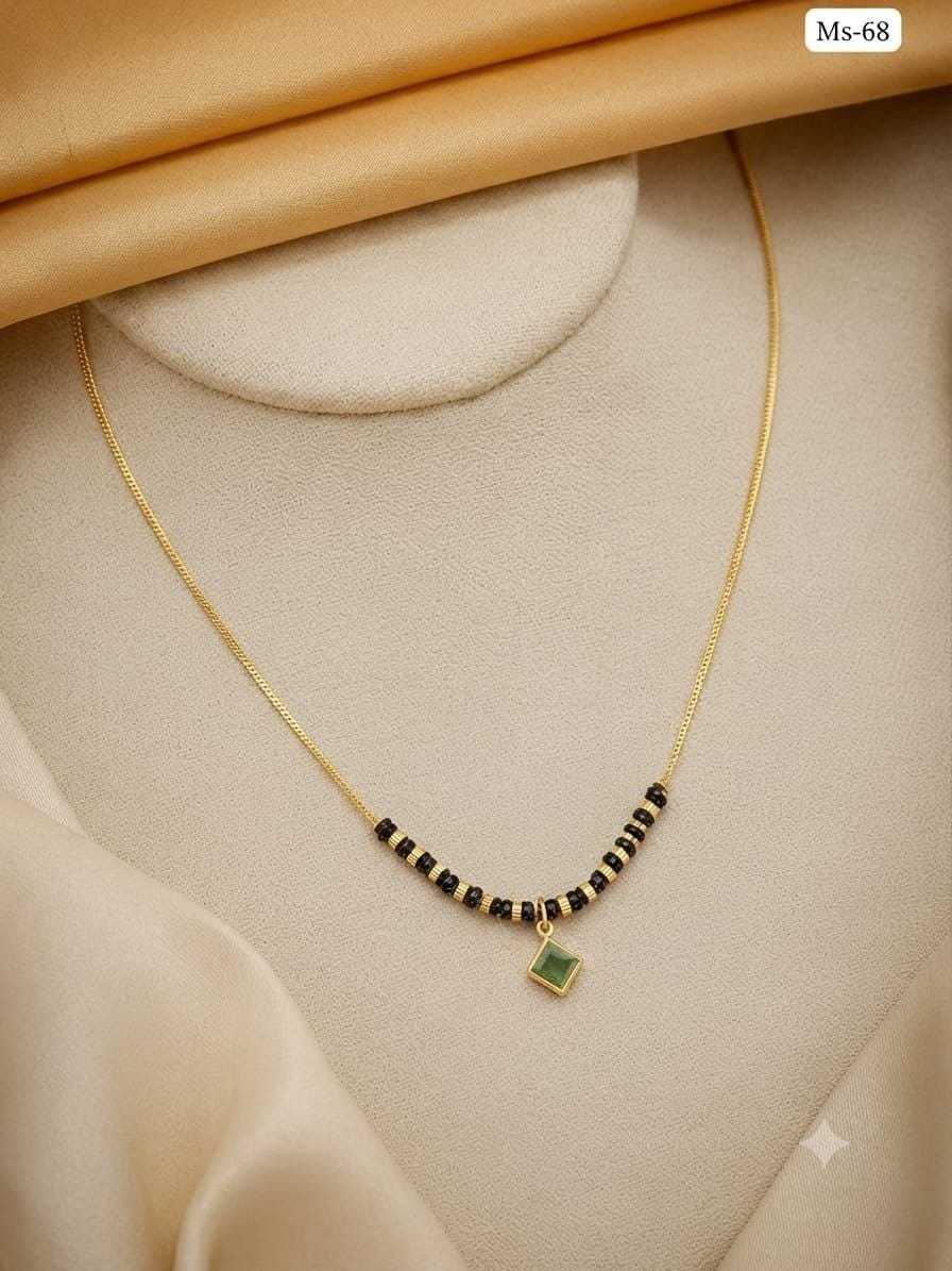 Clover Pendant Short Mangalsutra with Bead Drops