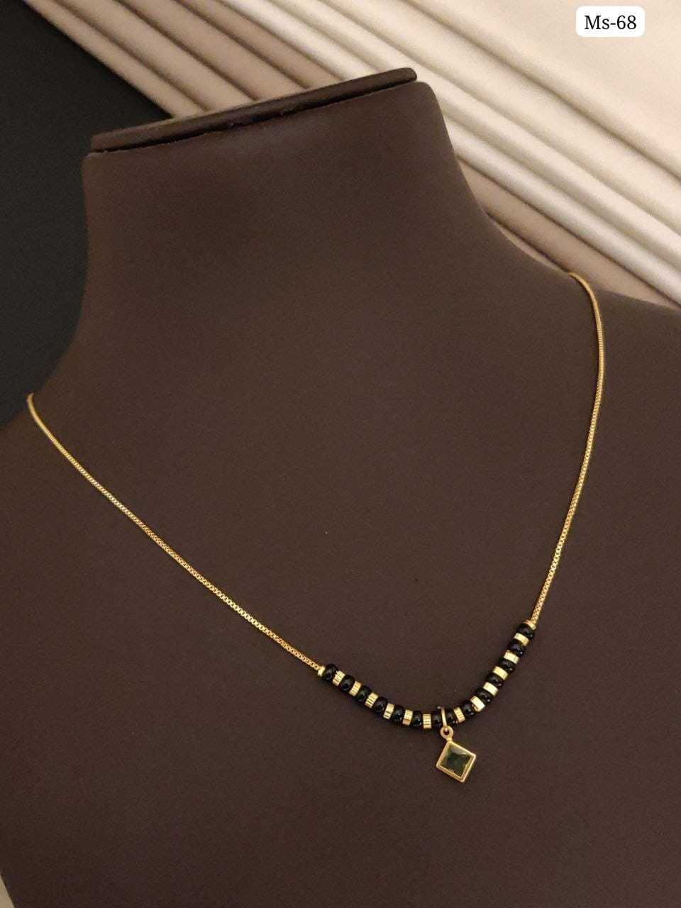 Clover Pendant Short Mangalsutra with Bead Drops