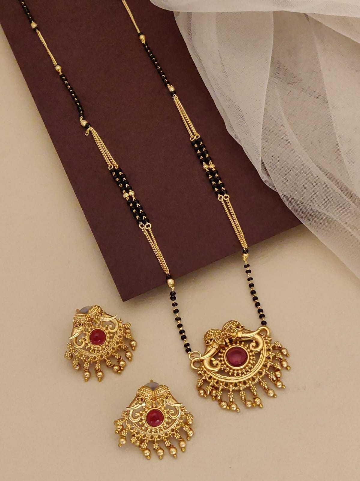Elephant Motif Mangalsutra Set in Red & Green