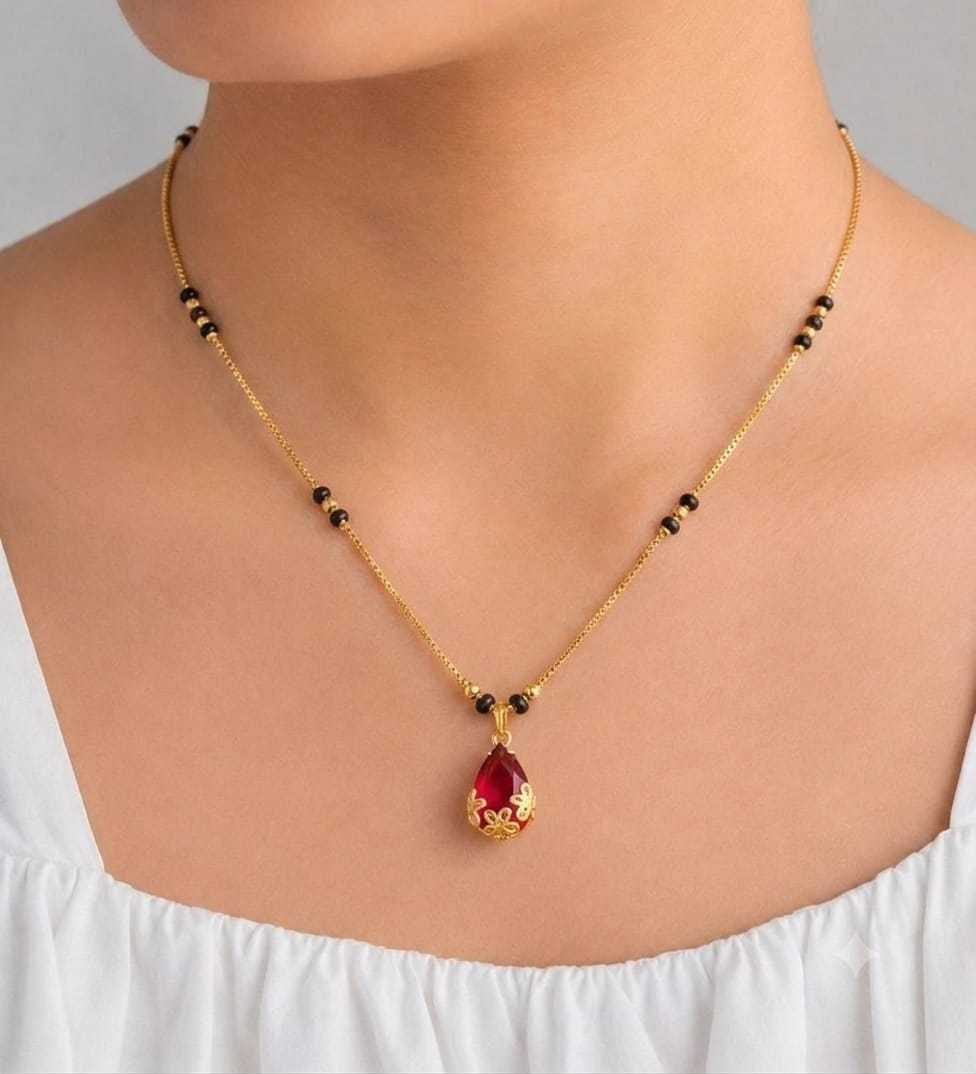 Emerald Toned Single Pendant Mangalsutra