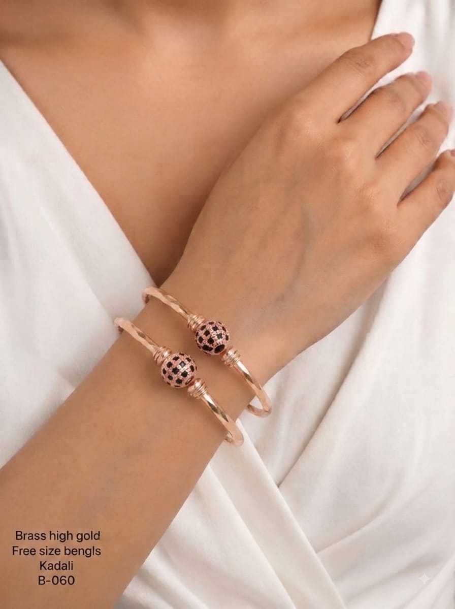 Free Size Kadali Bangle Pair with Charm Motifs