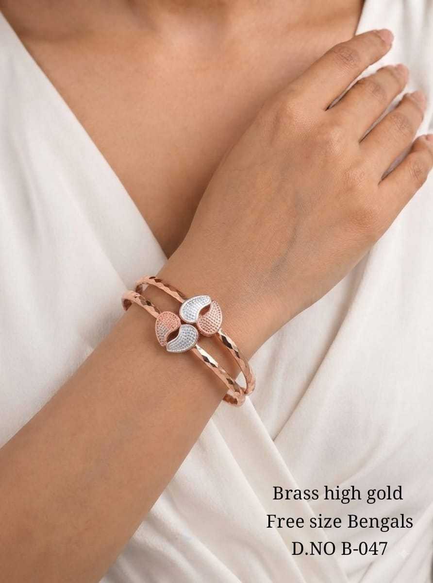 Free Size Kadali Bangle Pair with Charm Motifs
