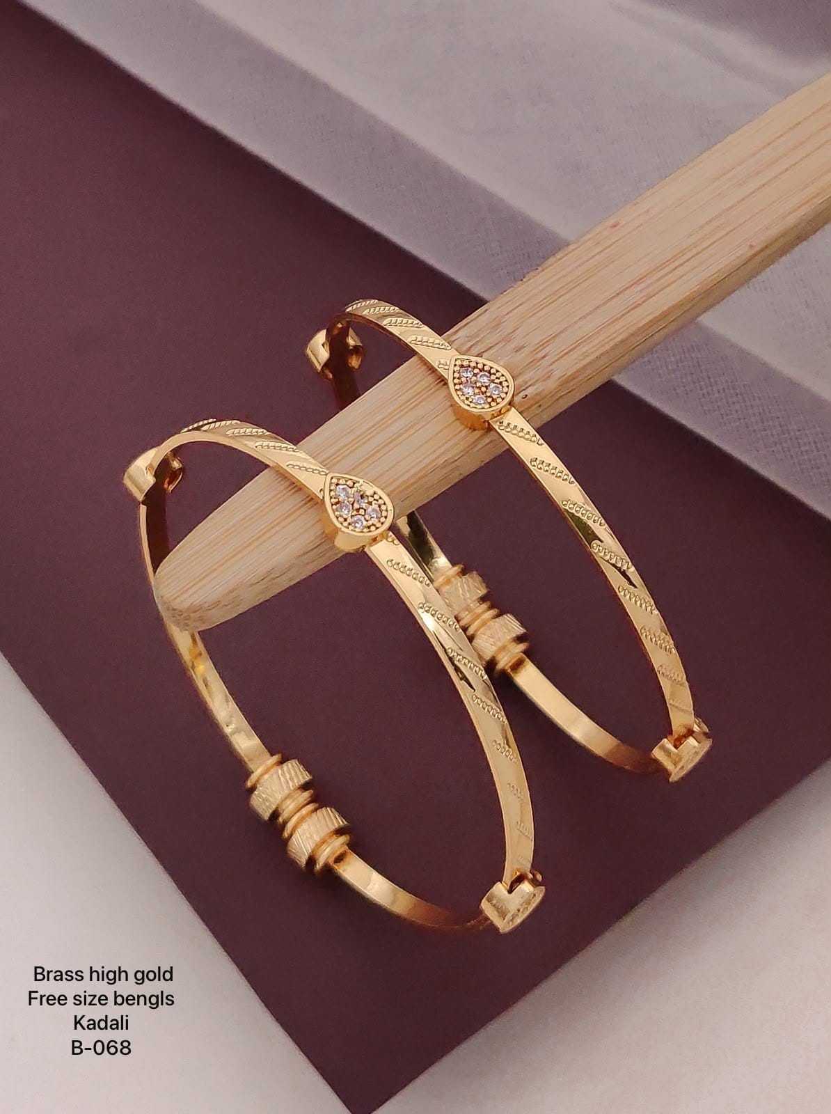 Free Size Kadi Bangles with White Stone Heart