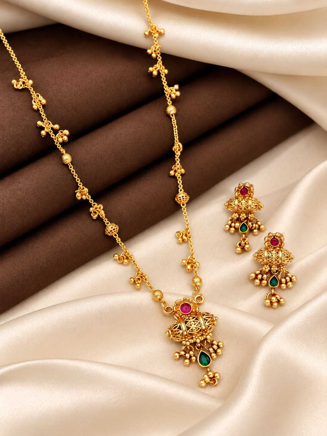 Ghungroo Cluster Chain Pendant Set with Ruby and Green Stones