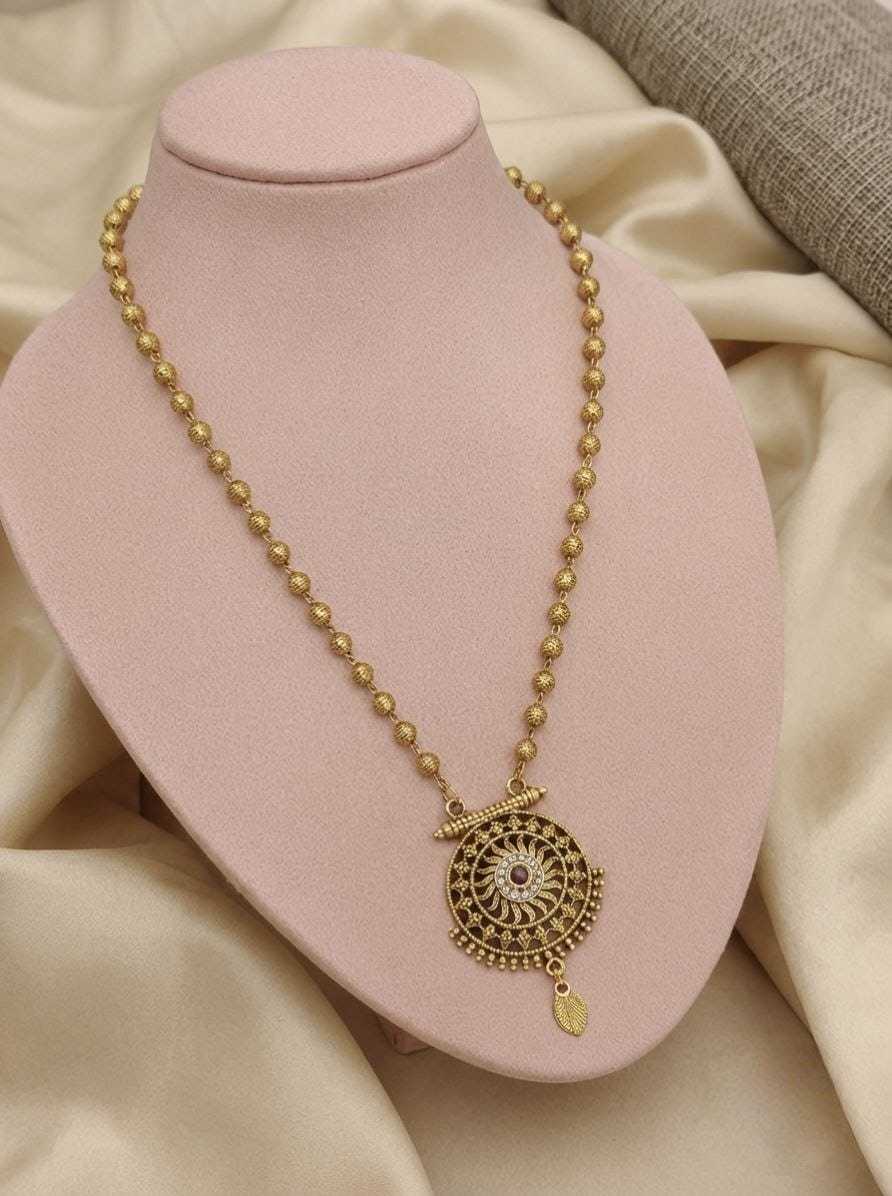 Gold Bead Chain with Carved Fan Pendant