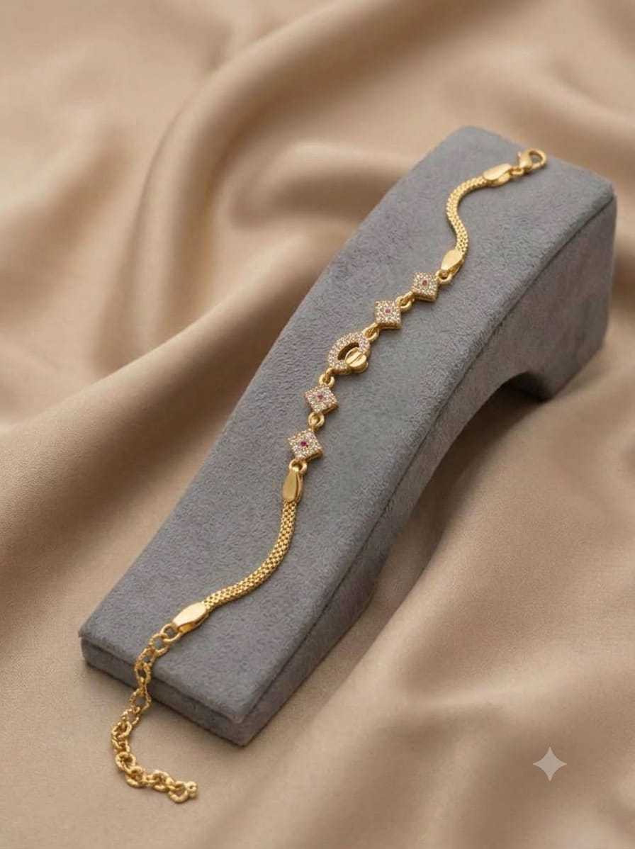 Gold Link Bracelet with Floral Charm