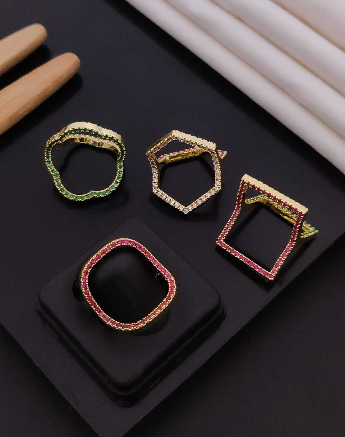 Gold-Plated Ring Set with Coloured Cubic Zirconia