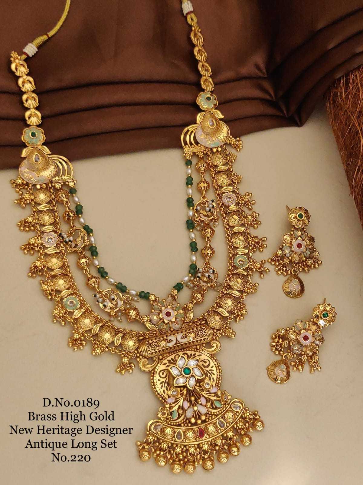 Green Bead Strand Antique Long Set with White Enamel Florals