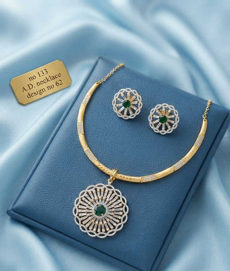 Green Centre Starburst AD Hasli Necklace Set with Floral Studs