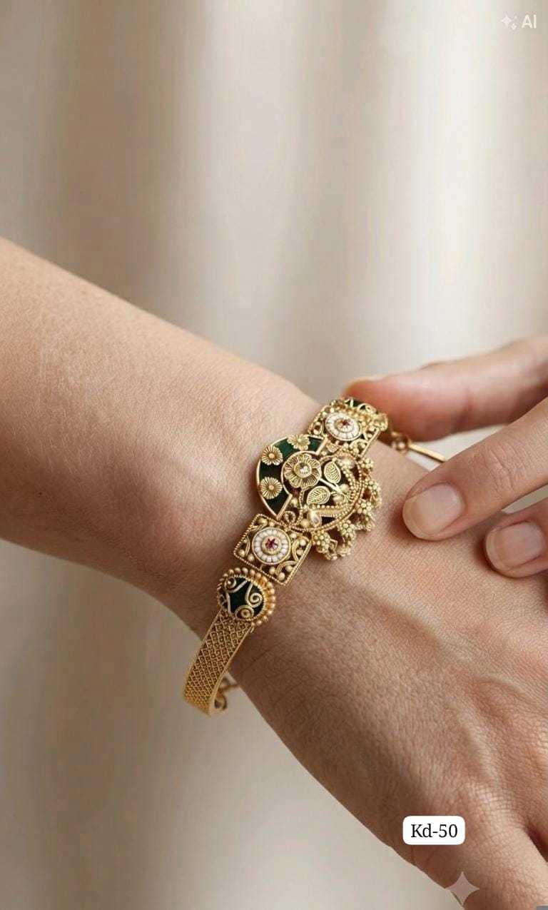 Green Floral Rajwadi Bracelet with Hanging Drops