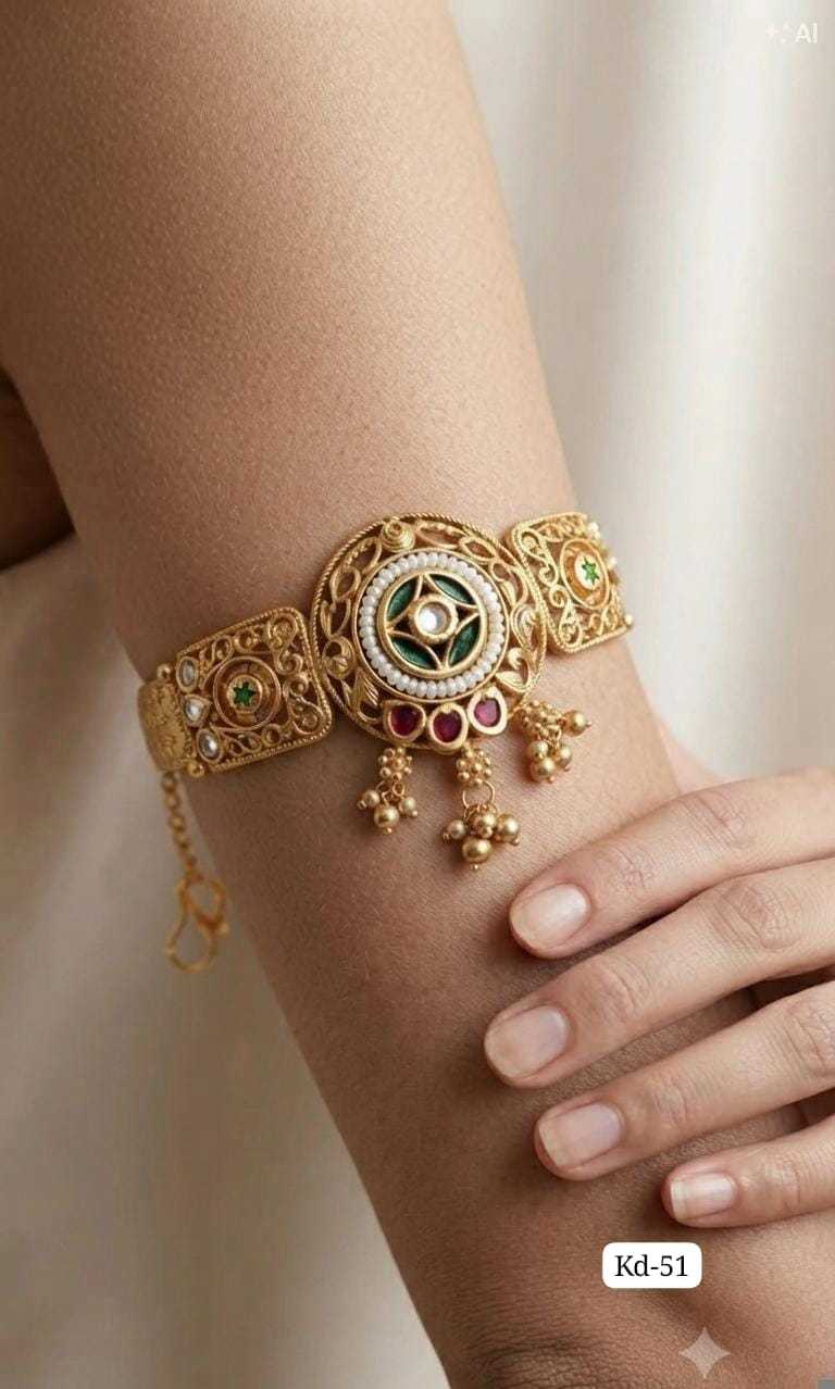Green Floral Rajwadi Bracelet with Hanging Drops