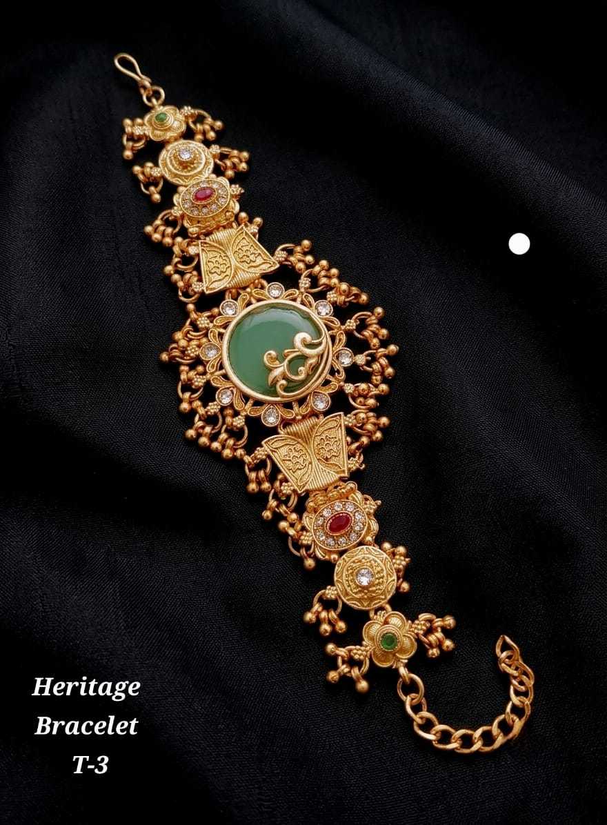 Green Stone Bracelet with Sunburst Frame
