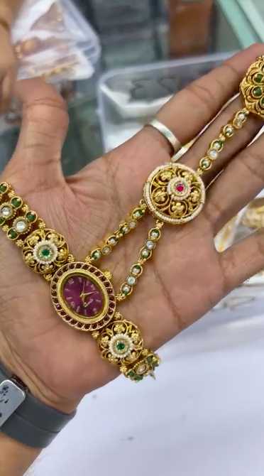 Haathphool Watch with Ruby Oval Dial