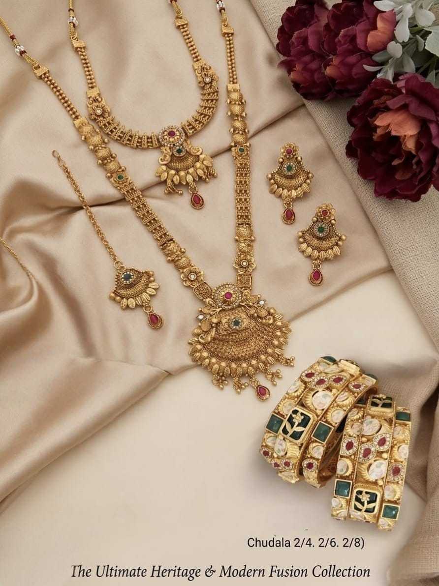 Heritage Combo Set with Red Green Gemstones