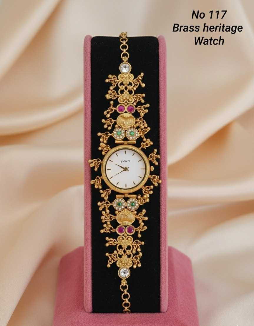 Heritage Inspired Watch in Graceful Finish