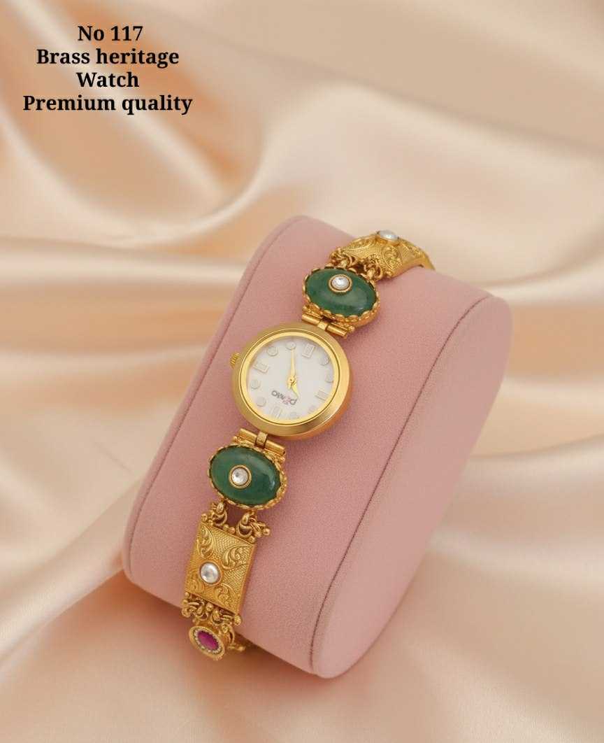 Heritage Inspired Watch in Graceful Finish
