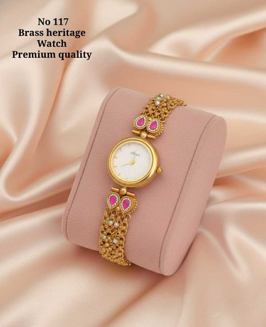 Heritage Inspired Watch in Graceful Finish