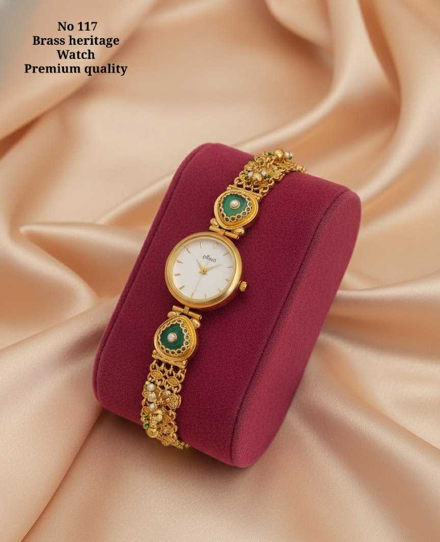 Heritage Inspired Watch in Graceful Finish