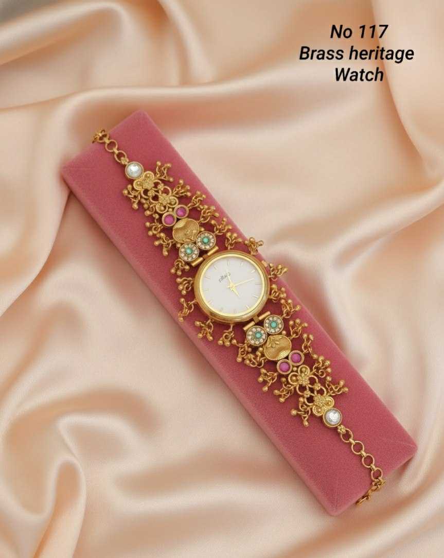 Heritage Inspired Watch in Graceful Finish