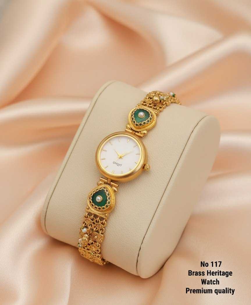 Heritage Inspired Watch in Graceful Finish