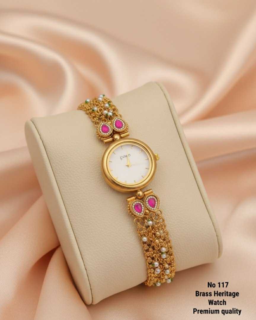 Heritage Inspired Watch in Graceful Finish