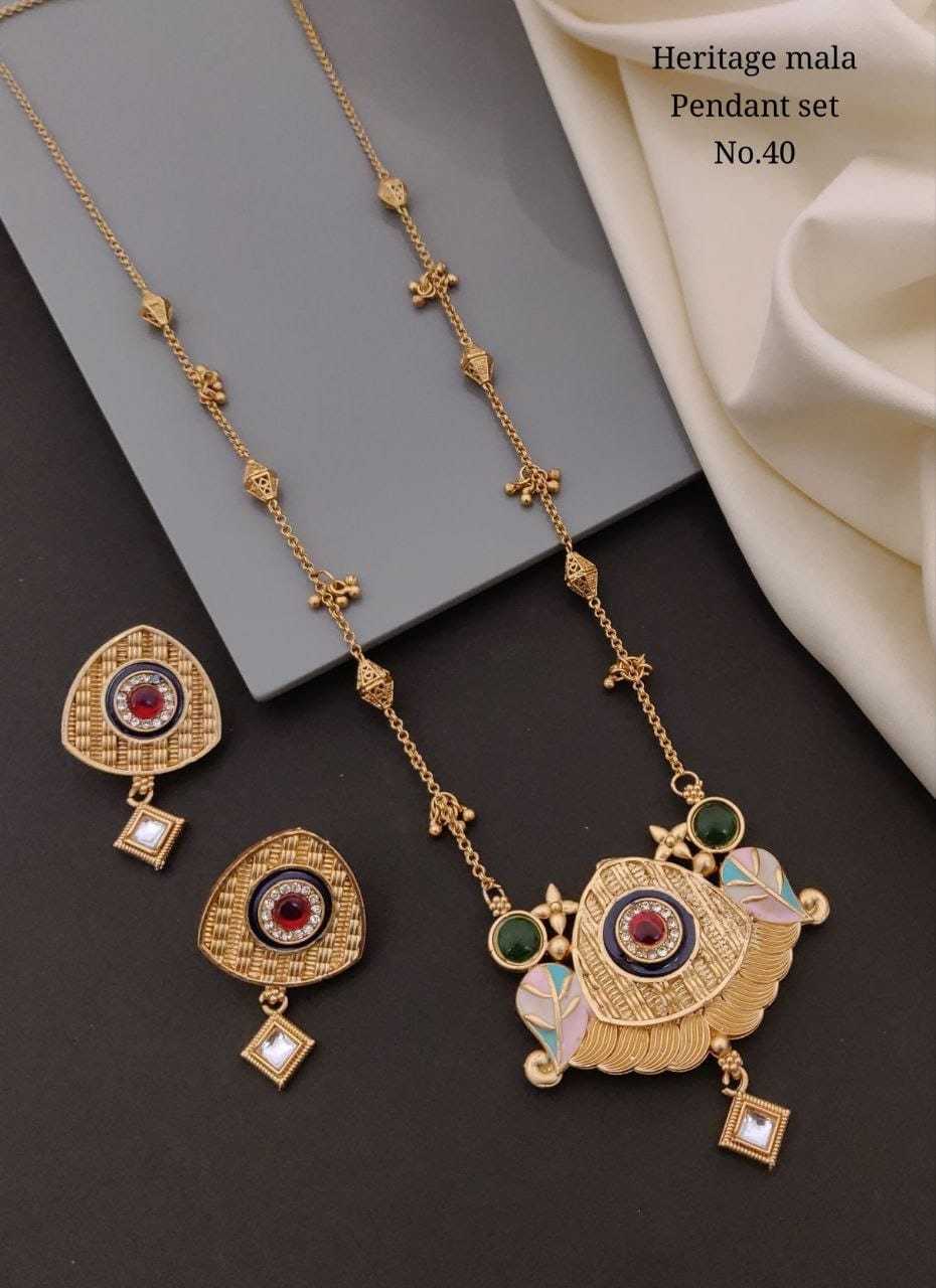 Heritage Long Mala Set with Triangular Studs