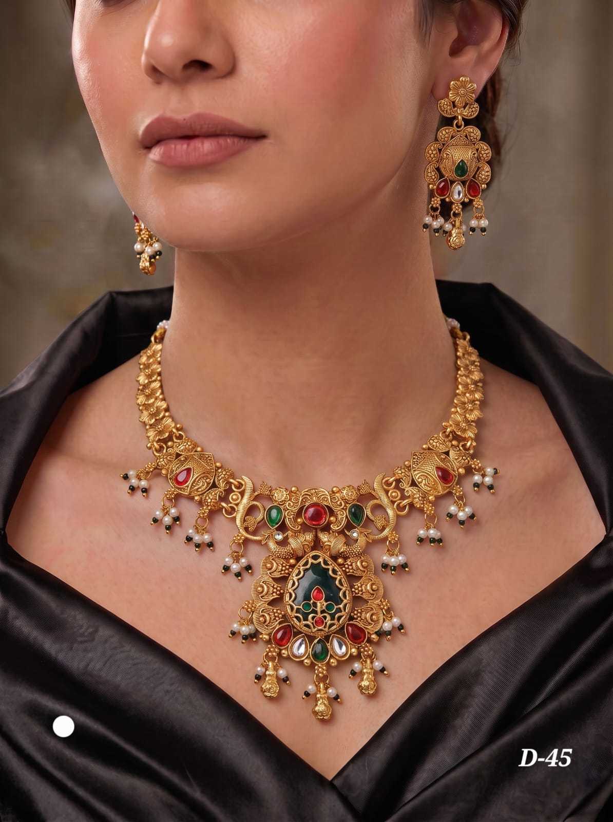 Heritage Mala Set with Carved Drop Pendant