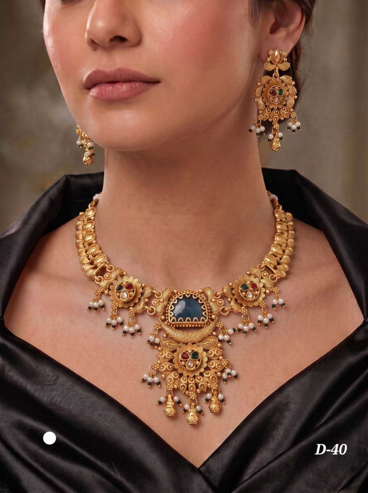Heritage Mala Set with Carved Drop Pendant