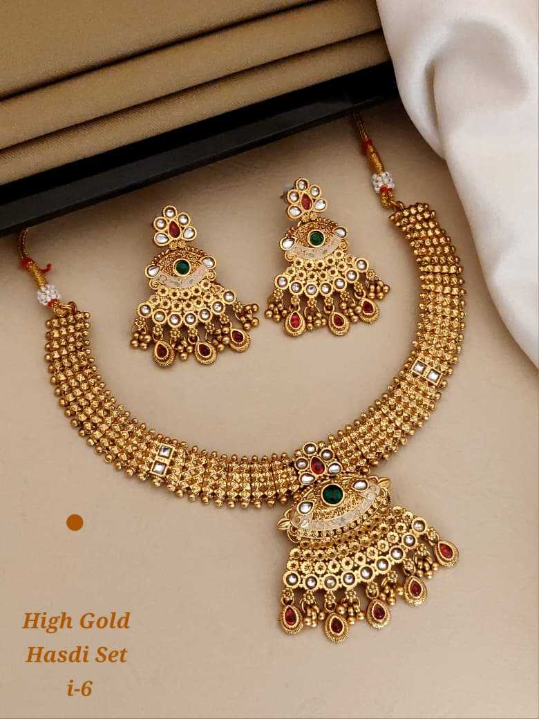 High Gold Festive Hasdi Collar Set