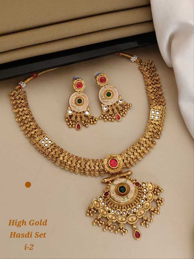 High Gold Festive Hasdi Collar Set