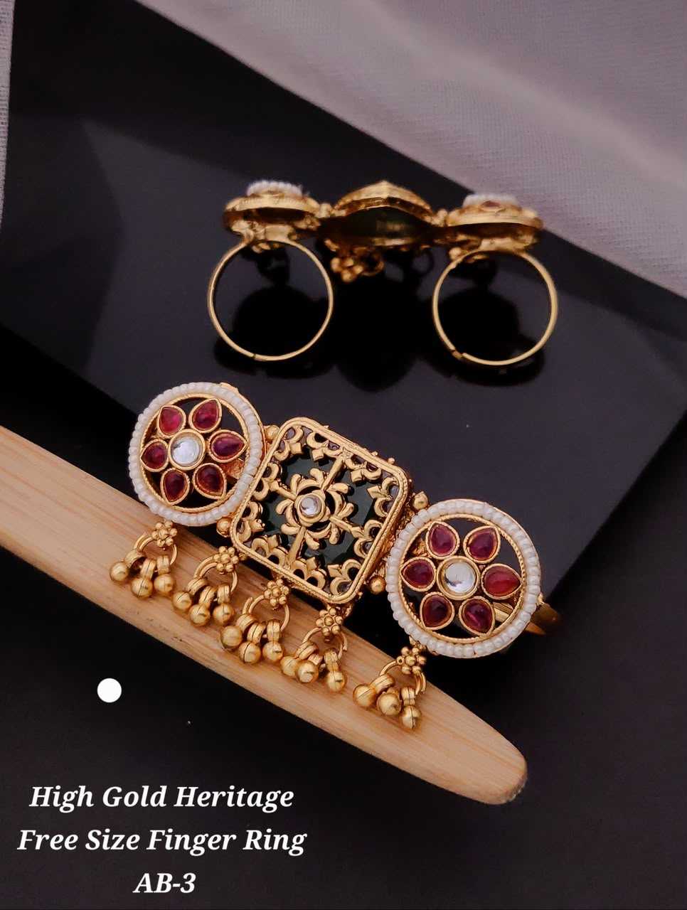 High Gold Heritage Two-Finger Ring with Ghungroo Drops
