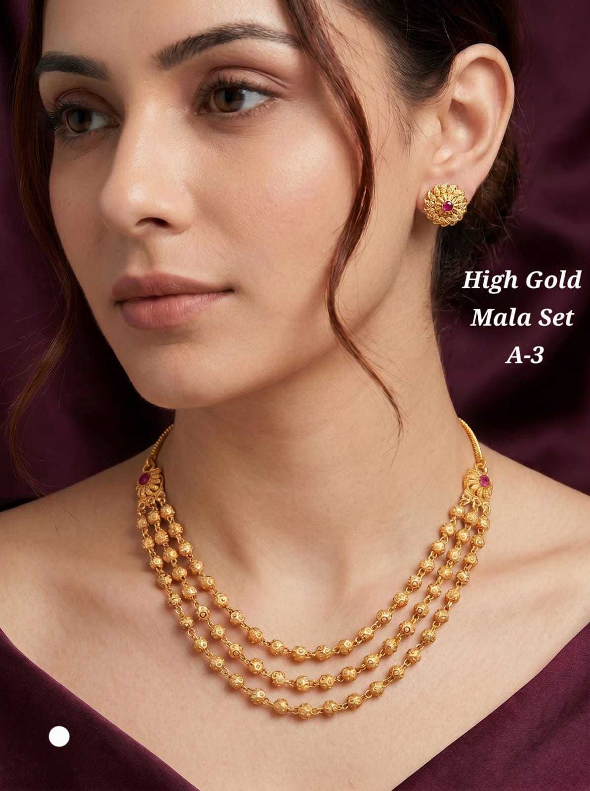 High Gold Mala Set with Ornate Pendant