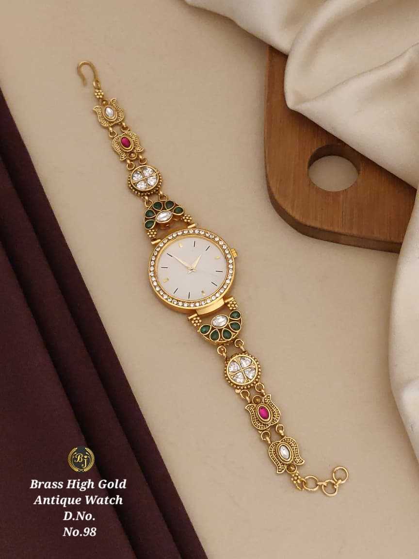 Kundan Bezel Watch with Ruby Green Accents