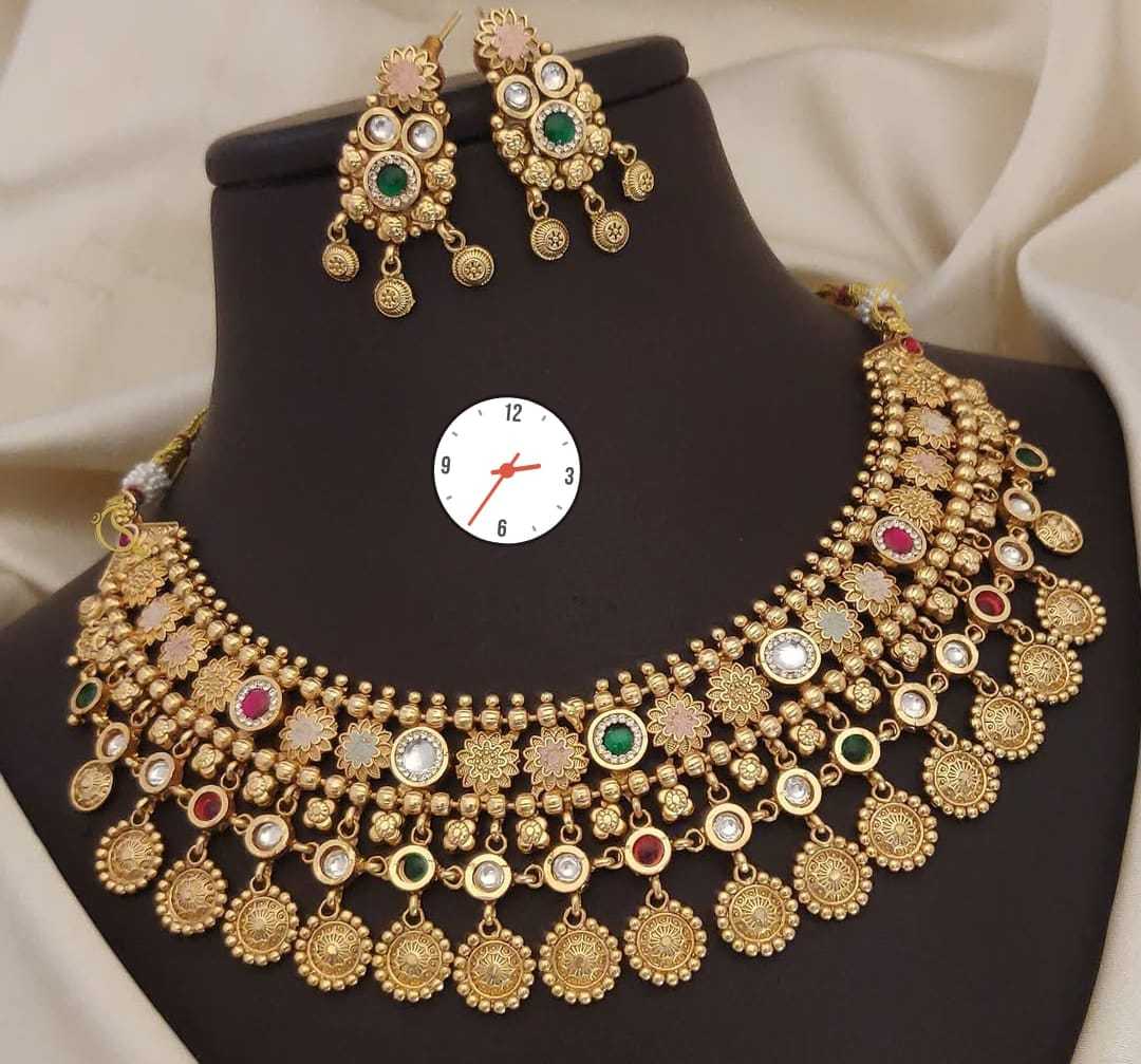 Kundan Coin Jhalar Choker Necklace Set with Earrings