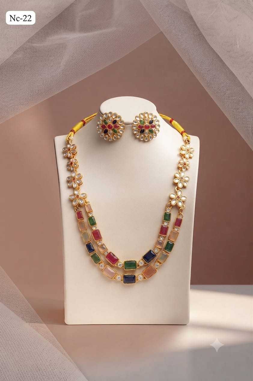 Layered Floral Necklace Set in Multicolour Stones
