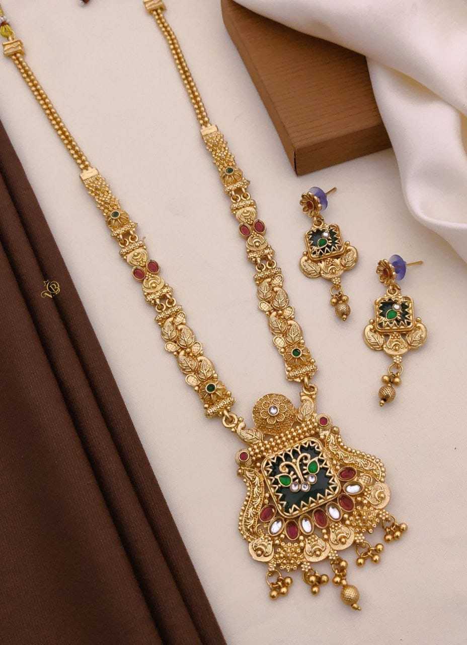Long Haram Set with Green Enamel Peacock Pendant and Pink Stones
