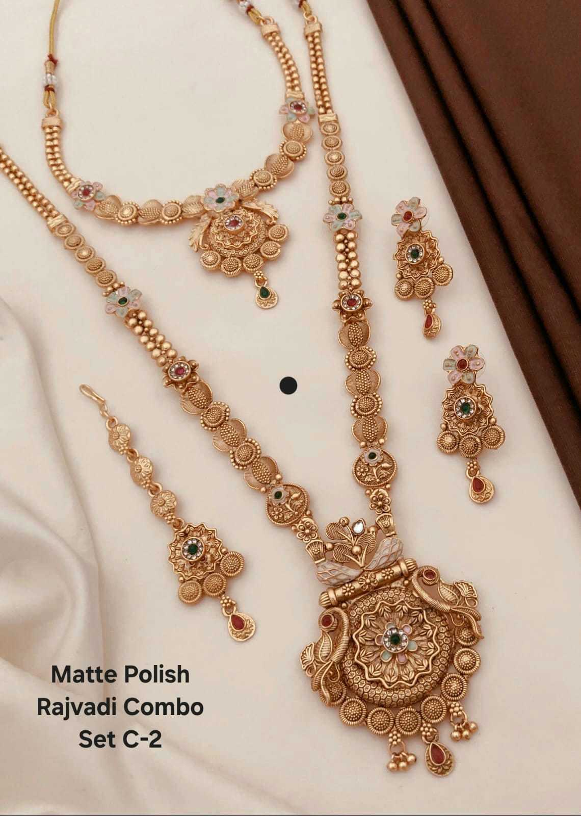 Matte Polish Rajvadi Combo Set with Tikka